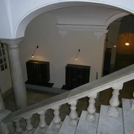 Via San Luca Hébergement de vacances *